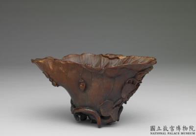 图片[2]-Carved rhinoceros horn cup in the shape of a lotus leaf, Ming dynasty (1368-1644)-China Archive